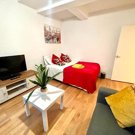 2 Bed Flat Near To London Bridge Londres Exterior foto